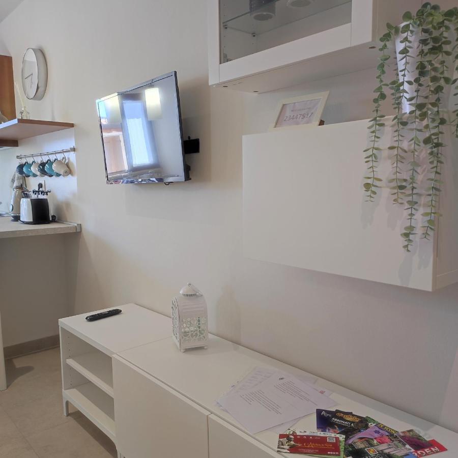 Casa Italo Apartment Gardone Riviera Ngoại thất bức ảnh